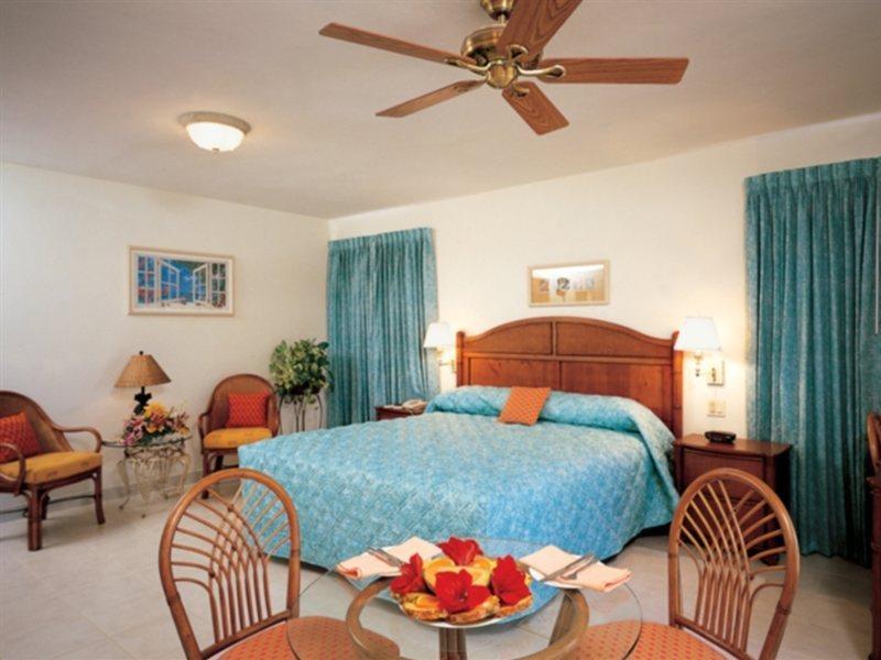 Paradise Cove Resort Long Bay Village Quarto foto